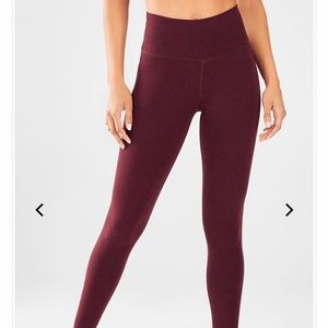 Fabletics high waisted Heatherknir 7/8 leggings